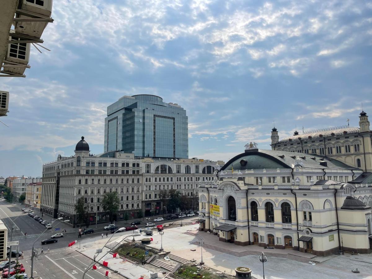 Amazing Opera View Apartment Kyiv Exterior photo